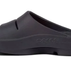 OOFOS OOahh Slide - 1100-BLK 9 OOFOS OOahh Slide - 1100-BLK -OOFOS shop 1100BLK shot4 932x680 2593cf71 da53 4168 8b07 b4f5fc2a79b7
