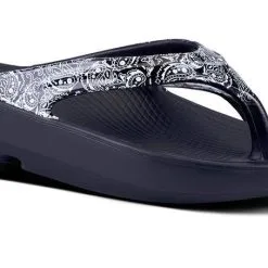 Women's Oofos OOlala Limited Sandal - 1403-BWBAND 9 Women's Oofos OOlala Limited Sandal - 1403-BWBAND -OOFOS shop 1403BLKWHTBAN shot2 932x680 5fc6c881 9afa 45fc bcbd add838052c2c